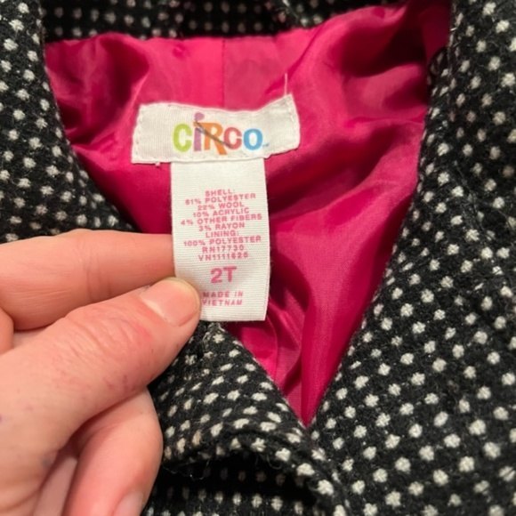 Circo 2T B&W Polka Dot Girls Coat - Picture 4 of 4
